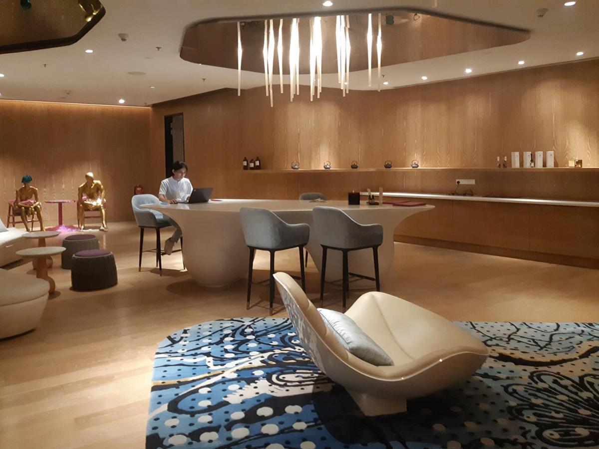 The Tropicana Serviced Suites Klcc Куала-Лумпур Экстерьер фото